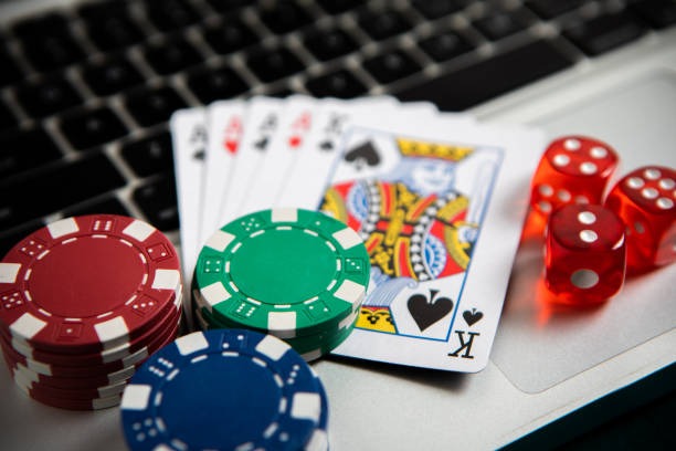 BandarQ card game interface on jutawantoto togel